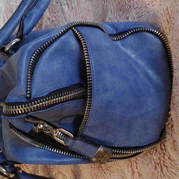 💚Nicole Miller Blue zipper satchel with crossbody strap - Picture 4 of 16